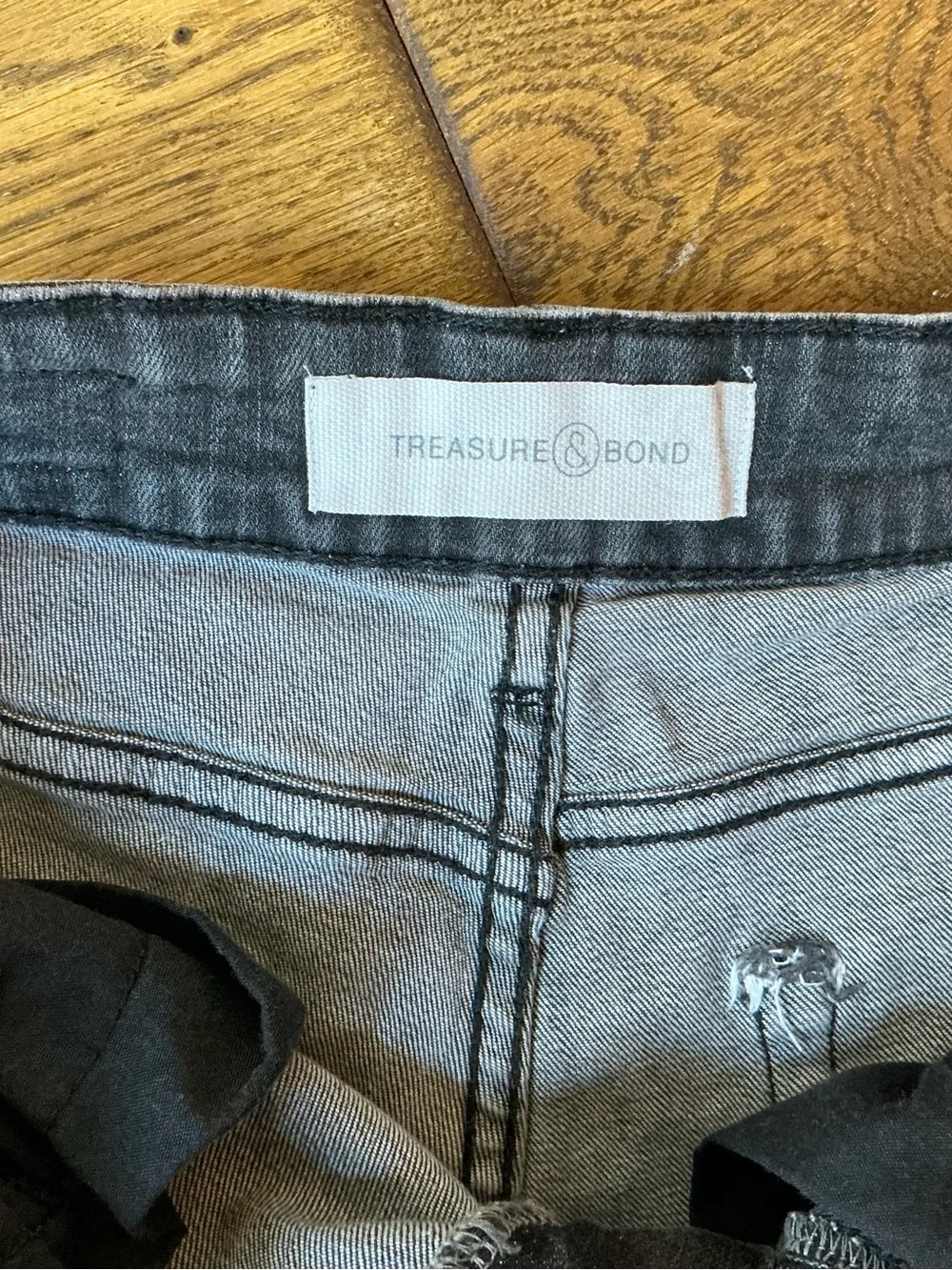 Treasure & Bond casual distressed